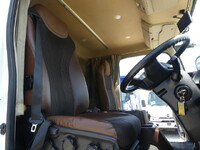 日野レンジャー冷凍車（冷蔵車）中型（4t）[写真25]