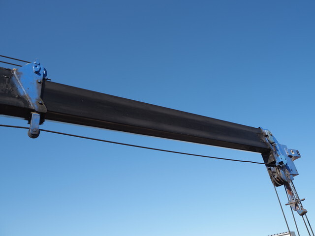 三菱ふそうキャンタークレーン6段小型（2t・3t）[写真20]