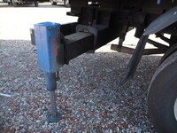 三菱ふそうキャンタークレーン6段小型（2t・3t）[写真10]