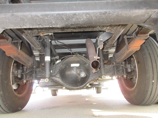 三菱ふそうキャンターアルミバン小型（2t・3t）[写真10]