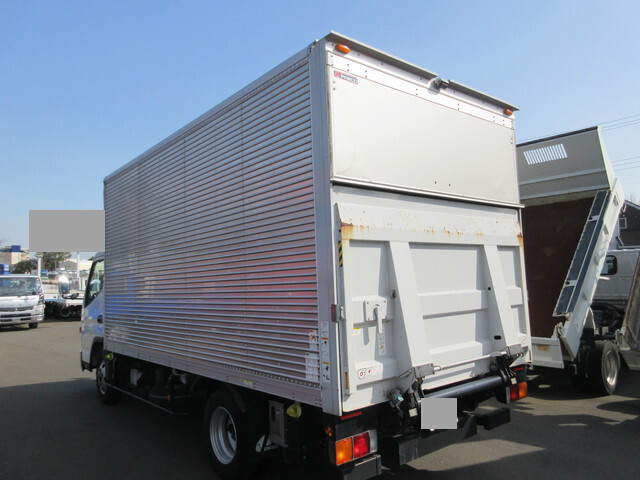 三菱ふそうキャンターアルミバン小型（2t・3t）[写真02]