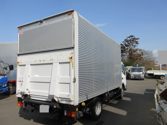 三菱ふそうキャンターアルミバン小型（2t・3t）[写真05]