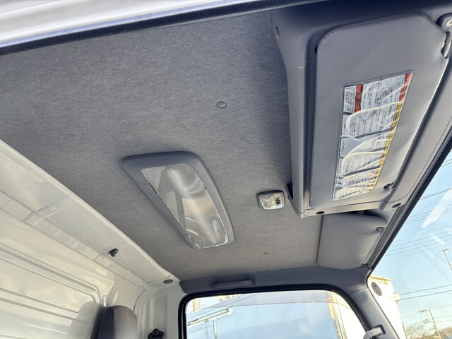 いすゞエルフアルミバン小型（2t・3t）[写真34]