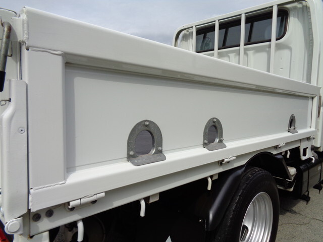 三菱ふそうキャンターダブルキャブ（Wキャブ）小型（2t・3t）[写真16]