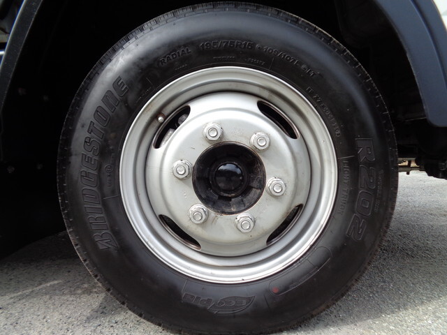 三菱ふそうキャンターダブルキャブ（Wキャブ）小型（2t・3t）[写真23]