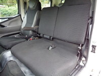 三菱ふそうキャンターダブルキャブ（Wキャブ）小型（2t・3t）[写真30]