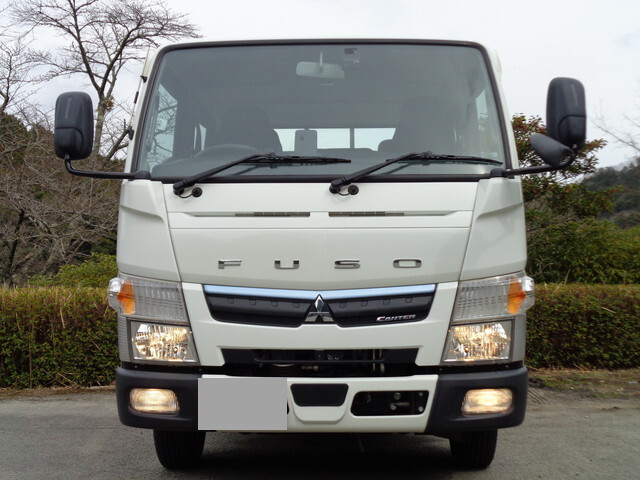 三菱ふそうキャンターダブルキャブ（Wキャブ）小型（2t・3t）[写真05]