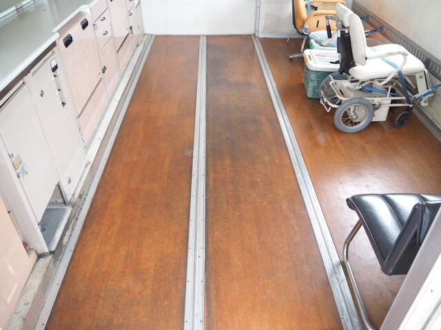 日野デュトロ移動販売車小型（2t・3t）[写真11]