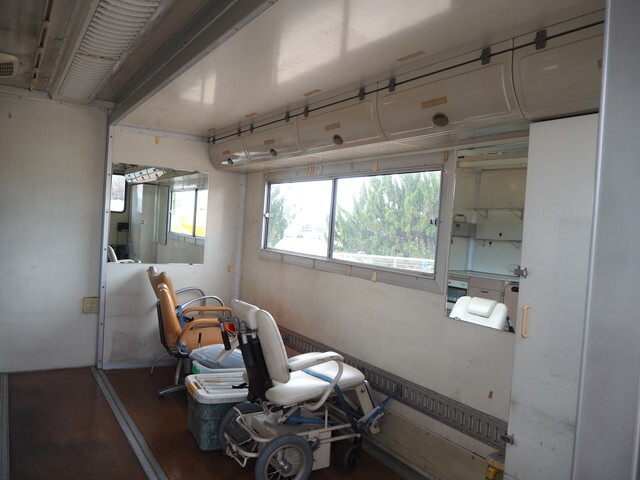 日野デュトロ移動販売車小型（2t・3t）[写真13]