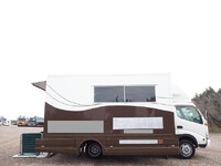 日野デュトロ移動販売車小型（2t・3t）[写真06]