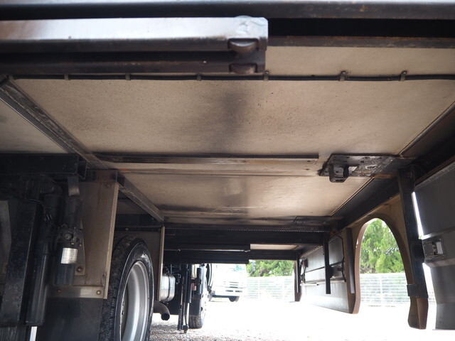 日野デュトロ移動販売車小型（2t・3t）[写真09]