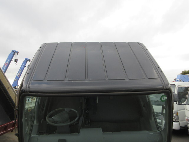 三菱ふそうキャンターセルフクレーン3段小型（2t・3t）[写真24]