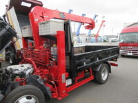 三菱ふそうキャンターセルフクレーン3段小型（2t・3t）[写真27]