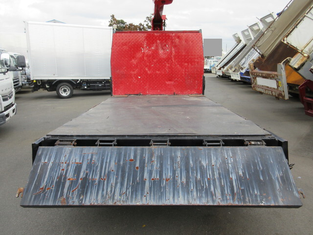 三菱ふそうキャンターセルフクレーン3段小型（2t・3t）[写真34]