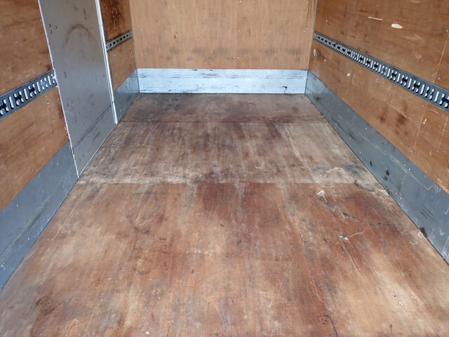 日野デュトロアルミバン小型（2t・3t）[写真10]