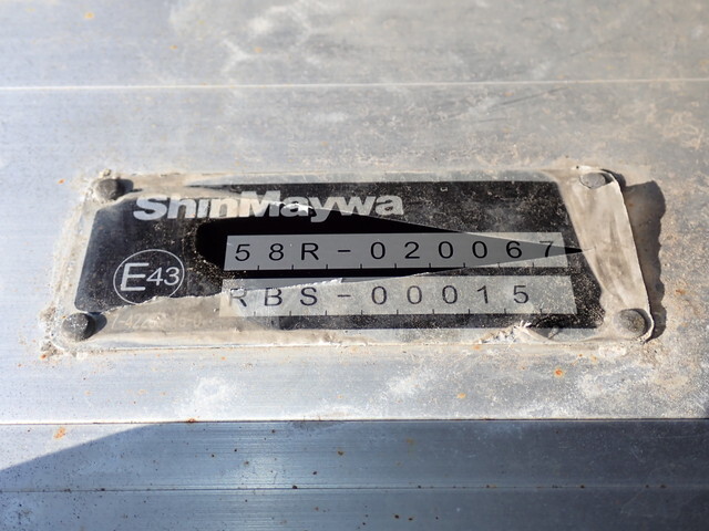 日野デュトロアルミバン小型（2t・3t）[写真18]