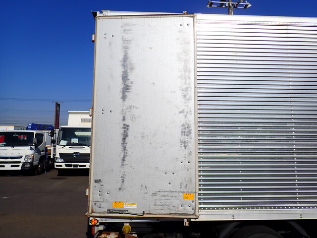 日野デュトロアルミバン小型（2t・3t）[写真24]