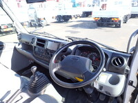 日野デュトロアルミバン小型（2t・3t）[写真30]