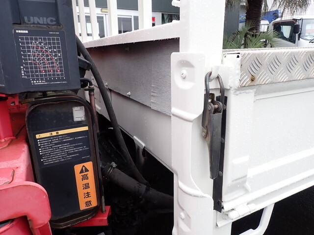 日野デュトロクレーン3段小型（2t・3t）[写真16]