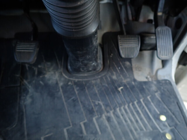 日野デュトロクレーン3段小型（2t・3t）[写真38]