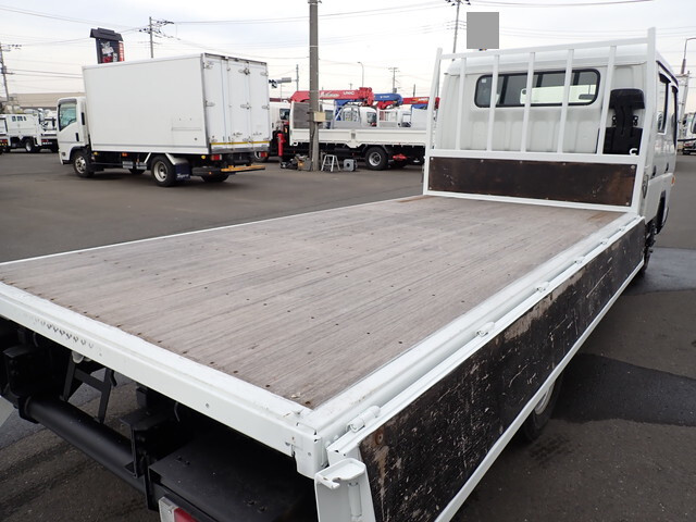 三菱ふそうキャンターダブルキャブ（Wキャブ）小型（2t・3t）[写真14]