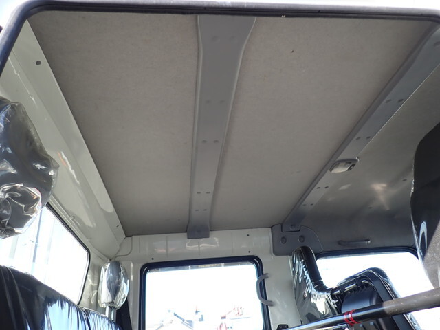 三菱ふそうキャンターダブルキャブ（Wキャブ）小型（2t・3t）[写真25]