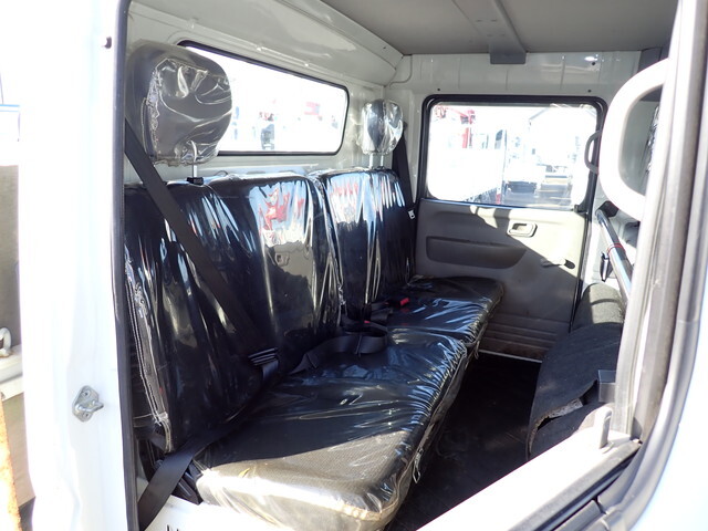 三菱ふそうキャンターダブルキャブ（Wキャブ）小型（2t・3t）[写真27]