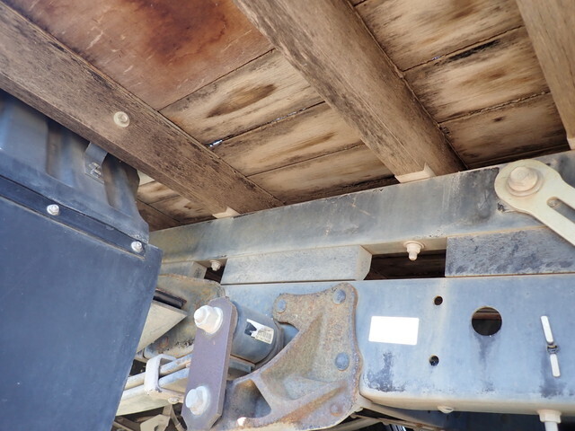 いすゞエルフクレーン3段小型（2t・3t）[写真27]