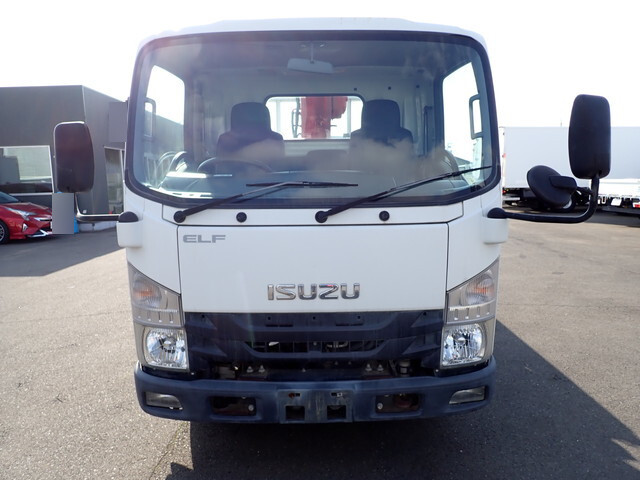 いすゞエルフクレーン3段小型（2t・3t）[写真04]