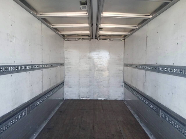 日野レンジャーアルミウイング中型（4t）[写真14]