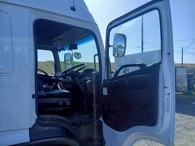 日野レンジャーアルミウイング中型（4t）[写真17]