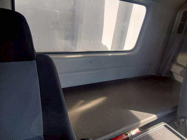 日野レンジャーアルミウイング中型（4t）[写真29]