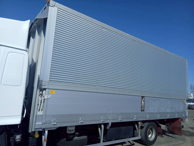 日野レンジャーアルミウイング中型（4t）[写真08]