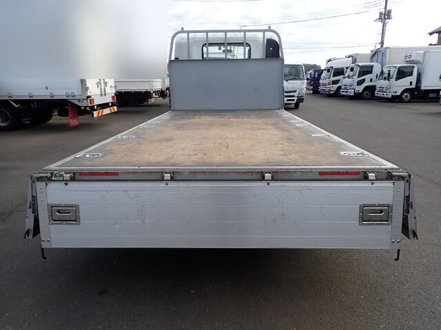 いすゞエルフアルミブロック小型（2t・3t）[写真11]