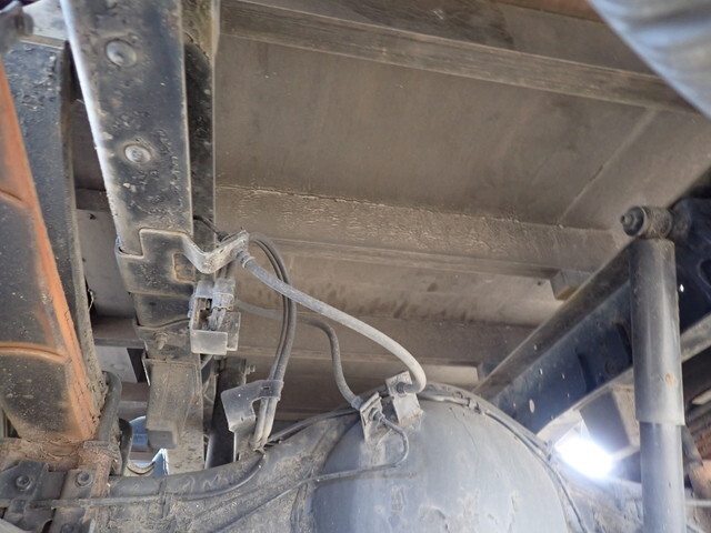 いすゞエルフアルミブロック小型（2t・3t）[写真23]