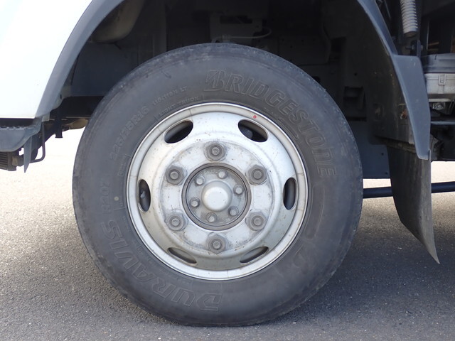 いすゞエルフアルミブロック小型（2t・3t）[写真24]