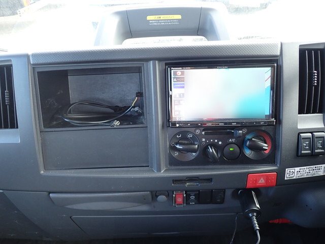 いすゞエルフアルミブロック小型（2t・3t）[写真33]