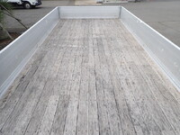 日野レンジャーアルミブロック中型（4t）[写真17]