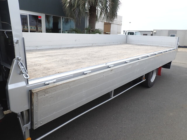 日野レンジャーアルミブロック中型（4t）[写真18]