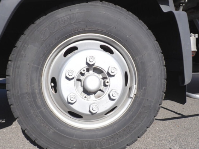 日野レンジャーアルミブロック中型（4t）[写真30]