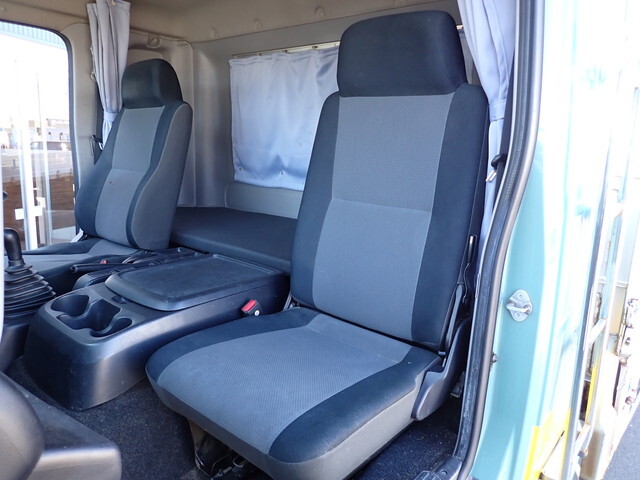 日野レンジャーアルミブロック中型（4t）[写真35]