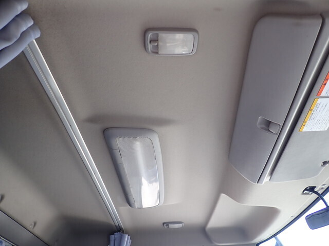 日野レンジャーアルミブロック中型（4t）[写真36]