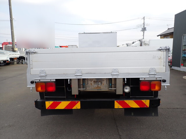 日野レンジャーアルミブロック中型（4t）[写真06]