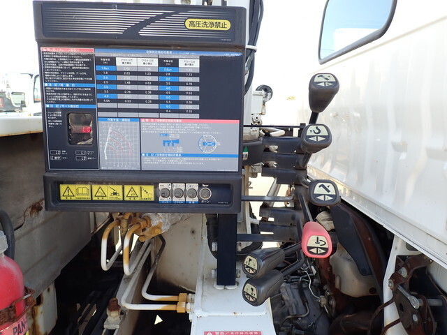 日野デュトロクレーン3段小型（2t・3t）[写真27]