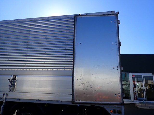 日野レンジャーアルミウイング中型（4t）[写真15]