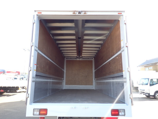 日野レンジャーアルミウイング中型（4t）[写真16]