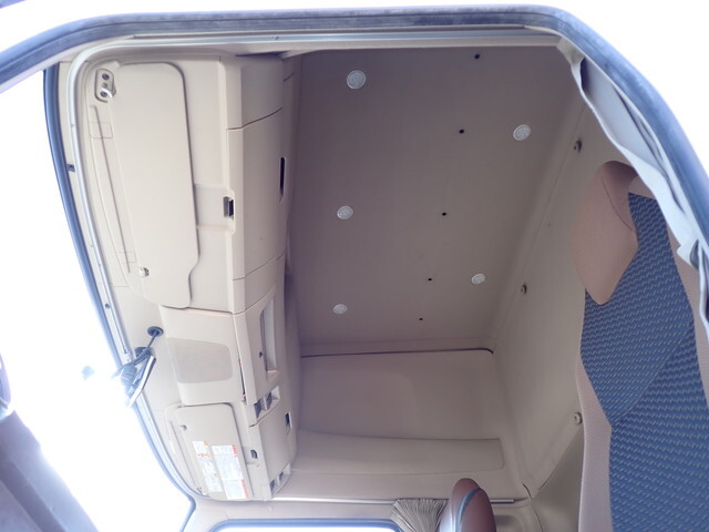 日野レンジャーアルミウイング中型（4t）[写真35]