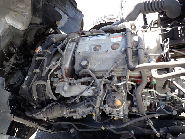 日野レンジャーアルミウイング中型（4t）[写真37]