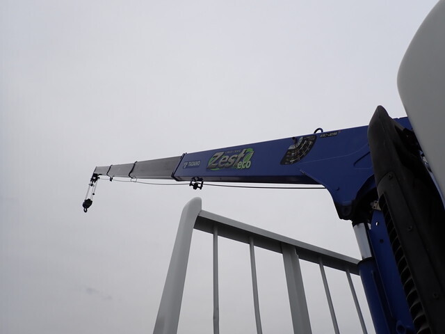 いすゞフォワードクレーン4段中型（4t）[写真16]