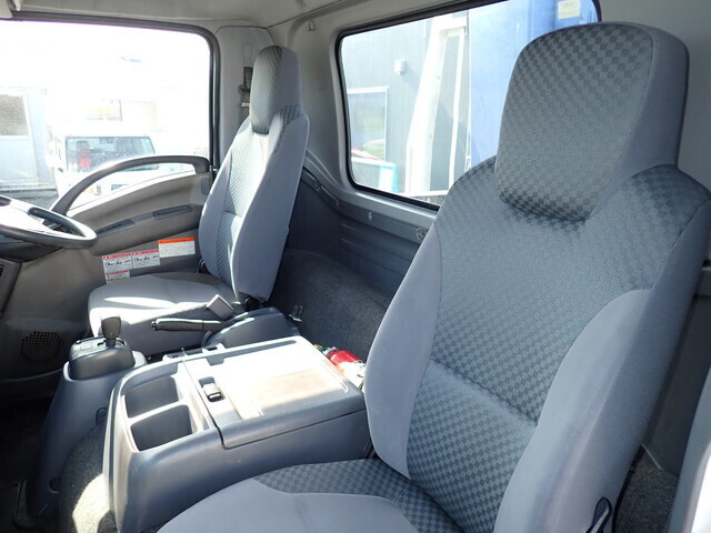 いすゞフォワードクレーン4段中型（4t）[写真27]